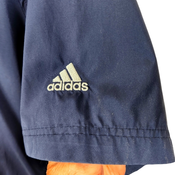 Men's Adidas waterproof Short-Sleeved Golf Overshirt, Size M - Picture 6 of 13